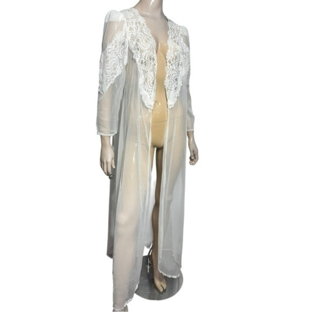 Victoria’s Secret Vintage NWT Women’s Sz L White Lace Front Sheer Mesh Long Robe
